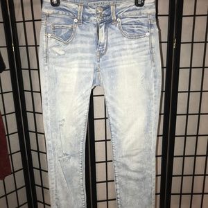 Light Wash Crop Jean